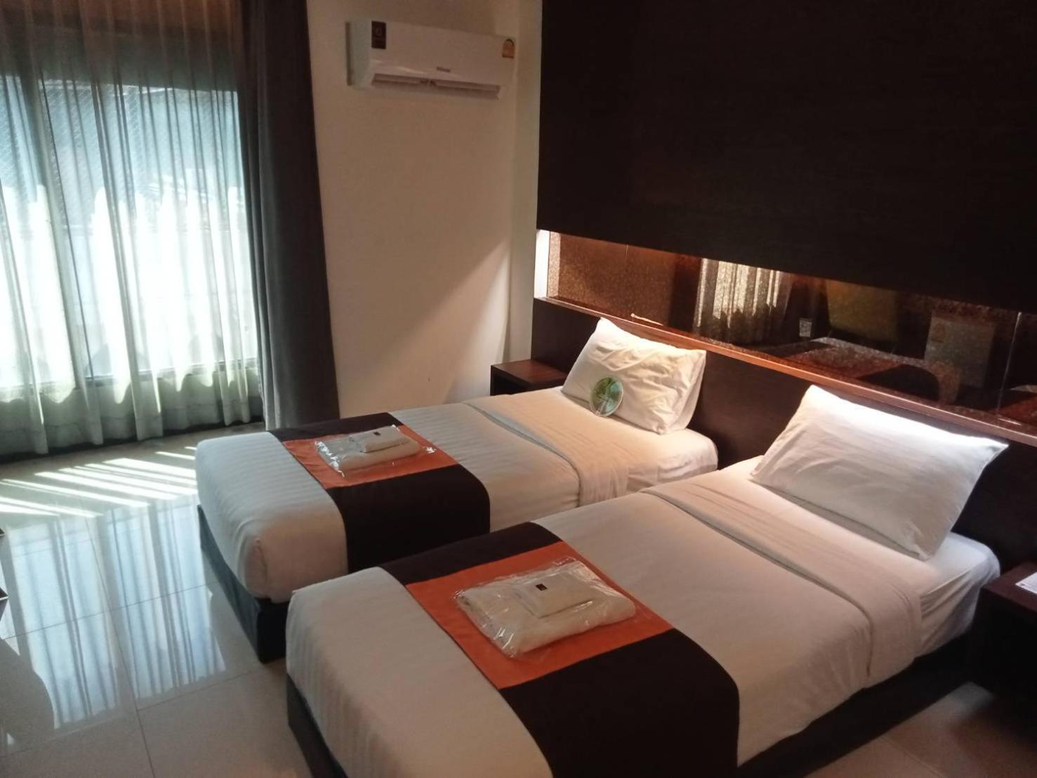 Collection O The Bangkok Airport Link Suite Екстер'єр фото