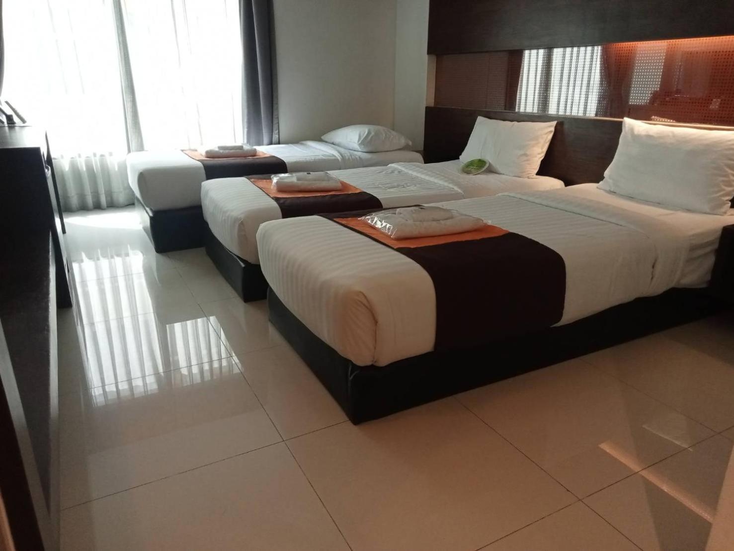 Collection O The Bangkok Airport Link Suite Екстер'єр фото