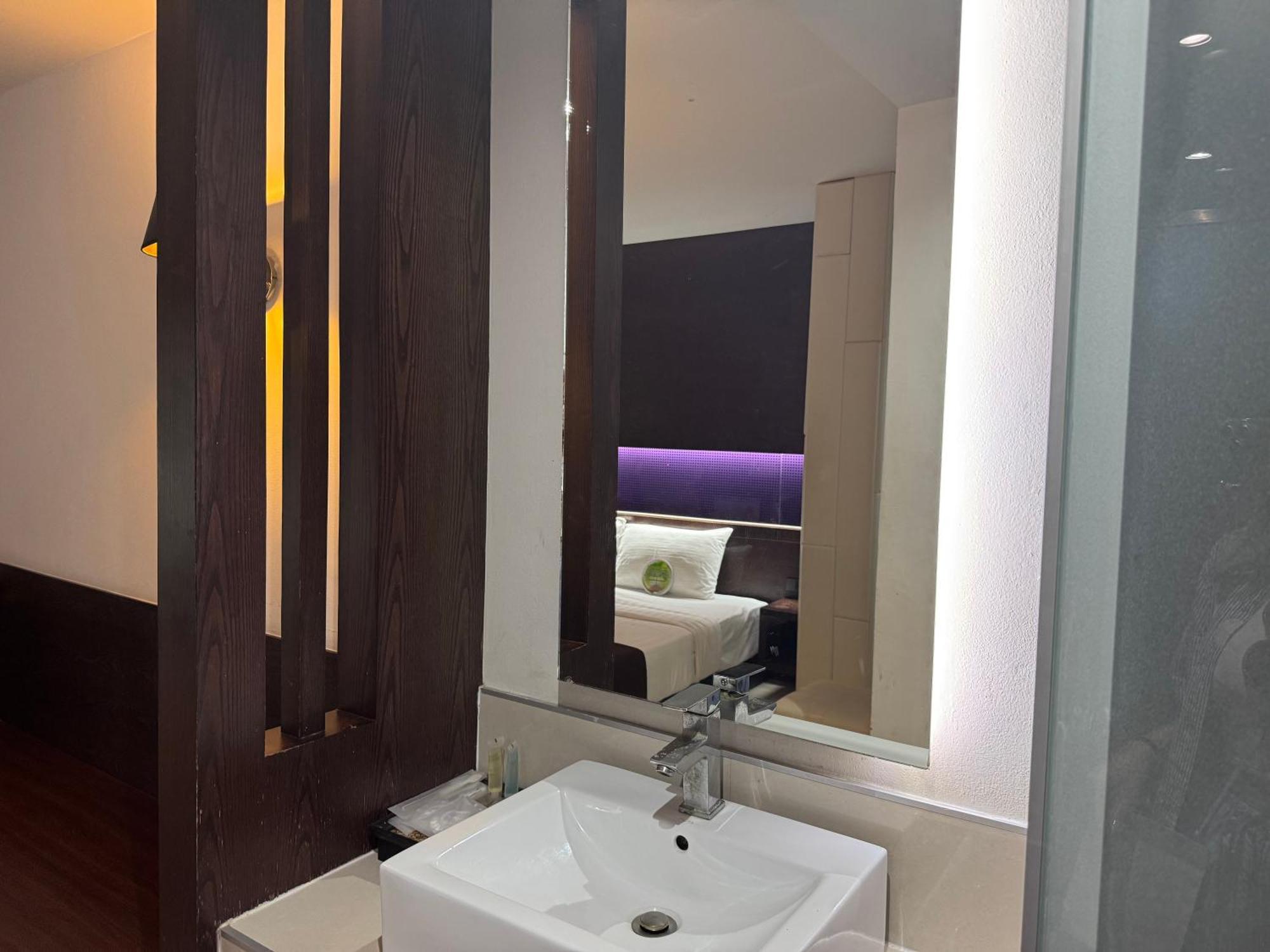 Collection O The Bangkok Airport Link Suite Екстер'єр фото
